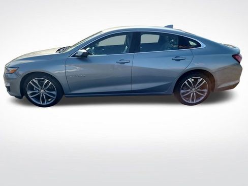 Used 2024 Chevrolet Malibu LT image 2