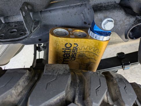 Used 2024 GMC Canyon AT4X image 10