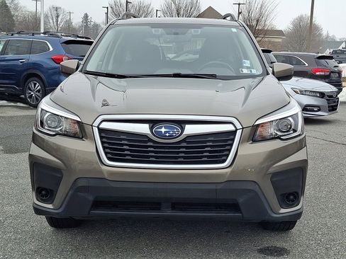 Used 2020 Subaru Forester Premium image 2