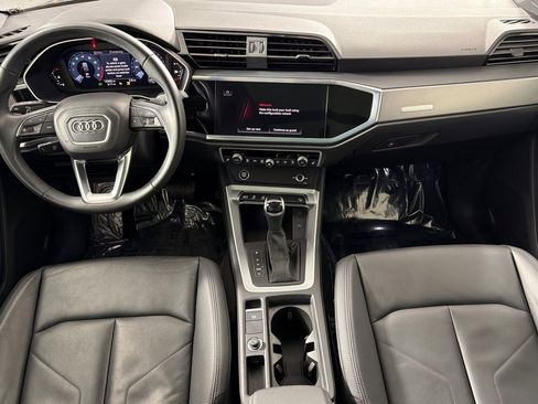 Used 2023 Audi Q3 2.0T Premium w/ Convenience Package image 11