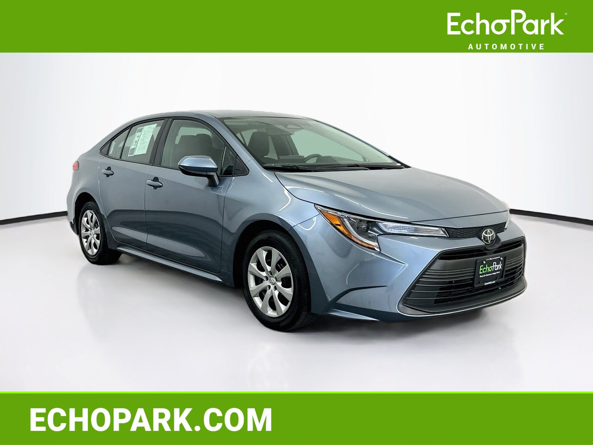 Used 2026 Toyota Corolla LE FWD image 1