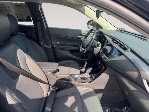 Used 2022 Buick Encore GX Preferred w/ Cold Weather Comfort Package FWD image 15