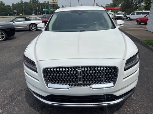 Used 2022 Lincoln Nautilus AWD w/ Premium Package image 8