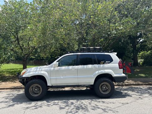 Used 2005 Lexus GX 470 image 7