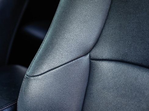 Used 2021 Toyota 4Runner Venture w/ Moonroof Package image 25