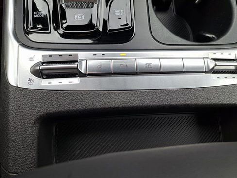 Used 2026 Kia Carnival SX Prestige image 20