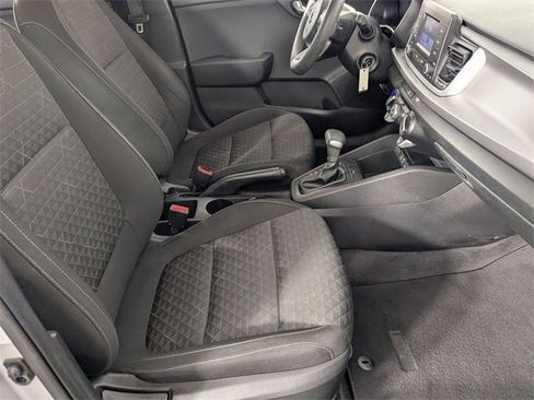 Used 2018 Kia Rio LX image 26