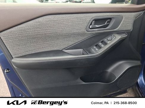 Used 2021 Nissan Rogue S image 13