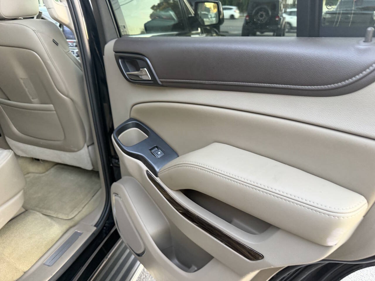 Used 2016 GMC Yukon SLT RWD image 19