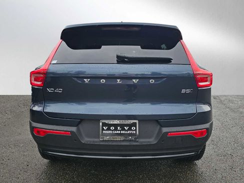 New 2026 Volvo XC40 B5 Ultra w/ Climate Package image 4