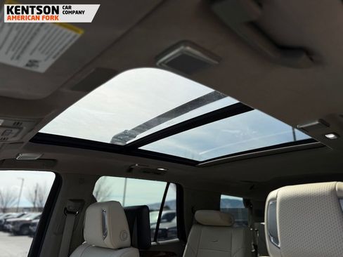 Used 2024 Cadillac Escalade Sport Platinum w/ LPO, ONYX Package image 38