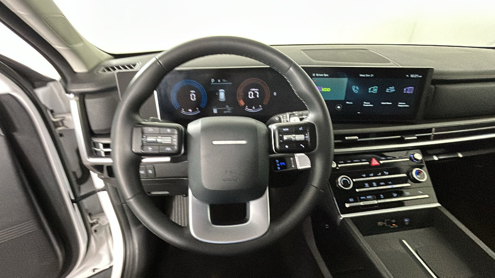 Used 2025 Hyundai Santa Fe SE FWD image 18