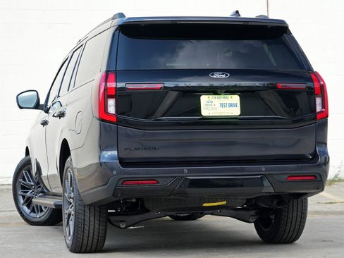 Used 2026 Ford Expedition Platinum w/ Stealth Appearance Package AWD/4WD image 6