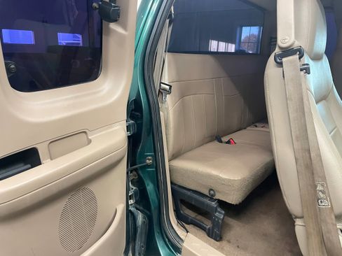 Used 1999 Ford F150 XLT image 21