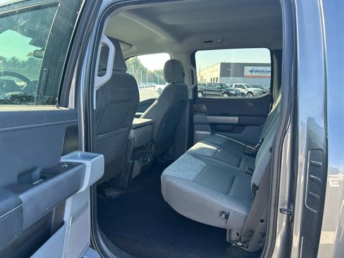 Used 2022 Ford F150 XLT w/ Equipment Group 302A High image 11