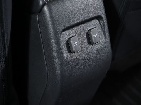 Used 2021 Nissan Kicks SR w/ SR Premium Package image 27