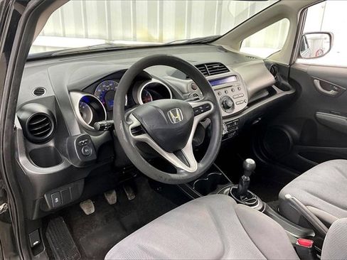 Used 2013 Honda Fit Base image 16