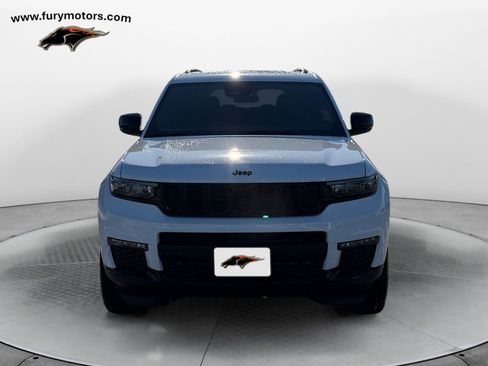 New 2025 Jeep Grand Cherokee L Limited w/ Black Appearance Package AWD/4WD image 8