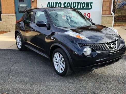 Used 2013 Nissan Juke S image 18