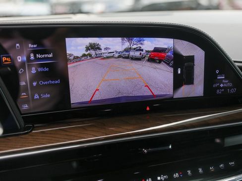 Certified 2024 Cadillac Escalade Sport Platinum image 17