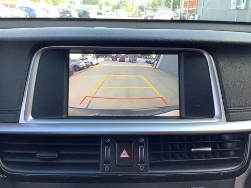 Used 2019 Kia Optima S FWD image 21