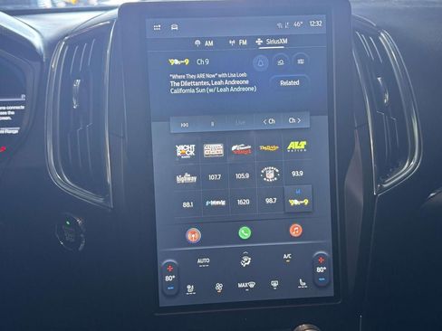 Used 2023 Ford Edge Titanium image 26