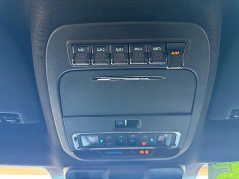 Used 2024 Ford F350 Platinum image 18