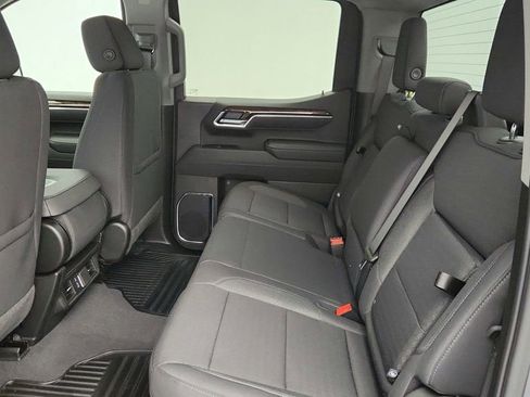 Used 2025 GMC Sierra 1500 Elevation image 19