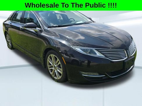 Used 2013 Lincoln MKZ FWD image 3