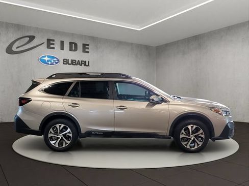 Used 2020 Subaru Outback Limited AWD/4WD image 15