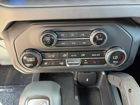 New 2026 Ford Bronco Raptor AWD/4WD image 20