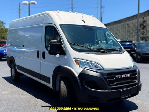 Used 2023 RAM ProMaster 2500 FWD image 12