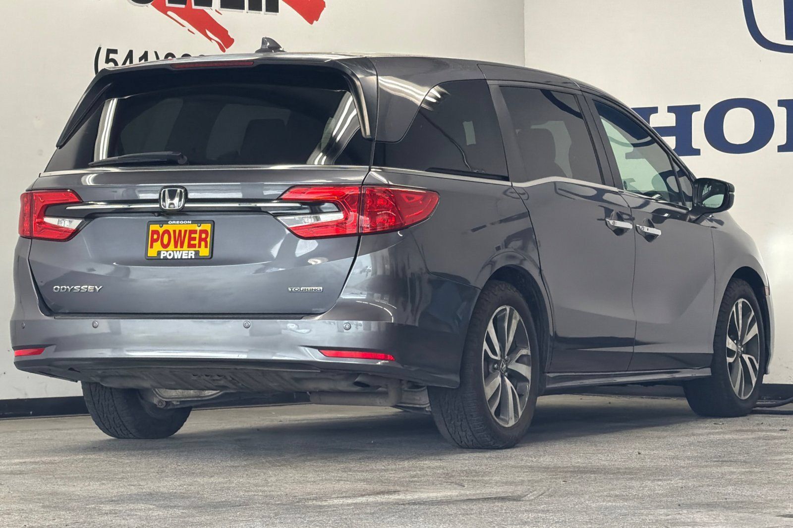 Used 2022 Honda Odyssey Touring image 3