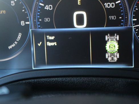 Used 2015 Cadillac Escalade ESV Premium image 41