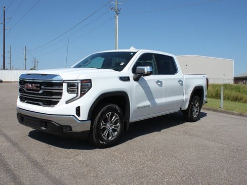 Used 2025 GMC Sierra 1500 SLT image 22