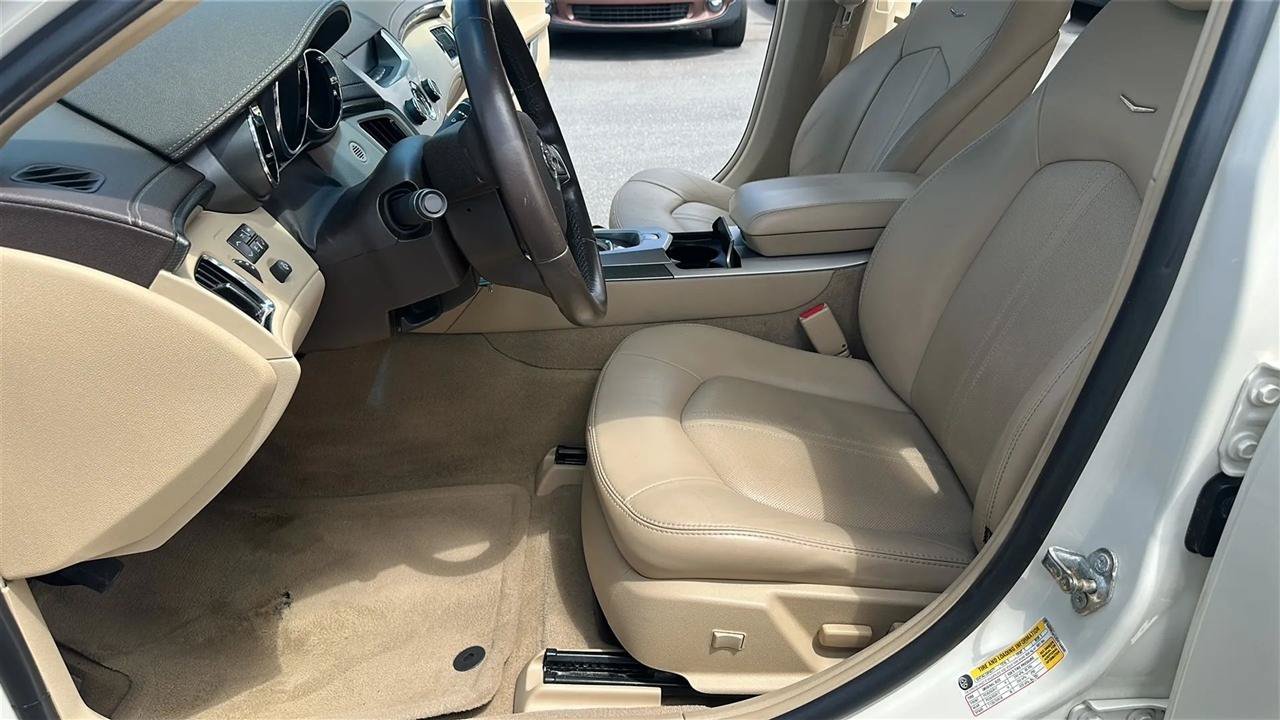 Used 2013 Cadillac CTS Luxury RWD image 27