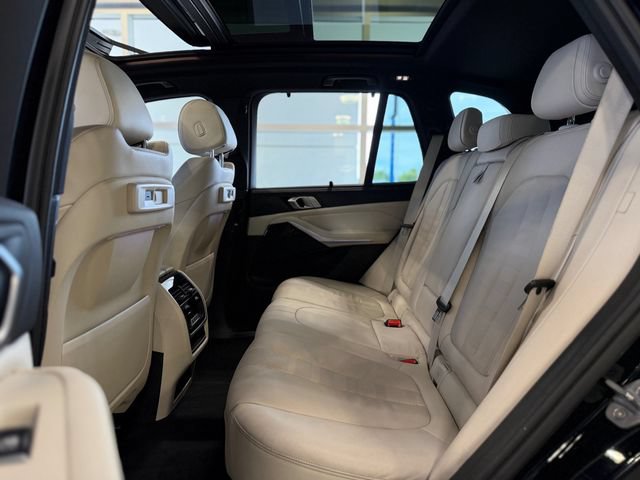 Used 2020 BMW X5 xDrive40i w/ M Sport Package AWD/4WD image 11