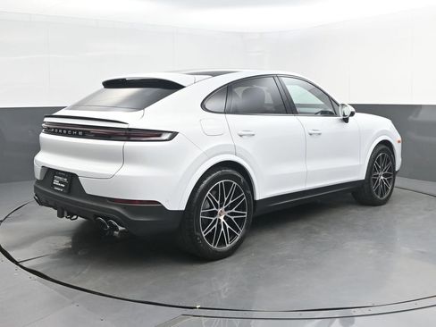 Used 2026 Porsche Cayenne Coupe AWD/4WD image 7