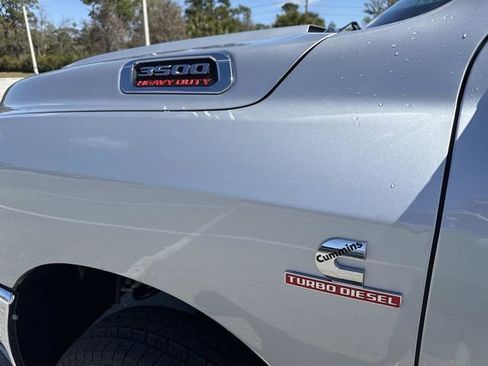 New 2026 RAM 3500 Tradesman image 9