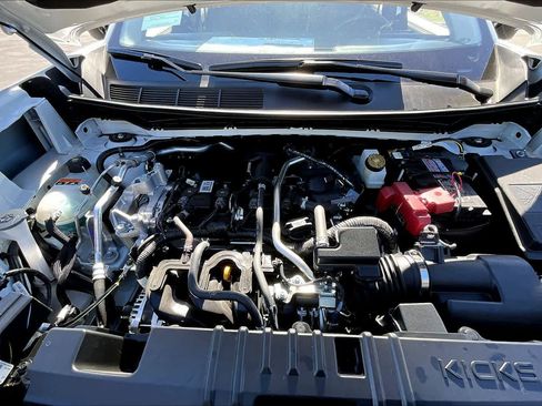 New 2026 Nissan Kicks SR image 16