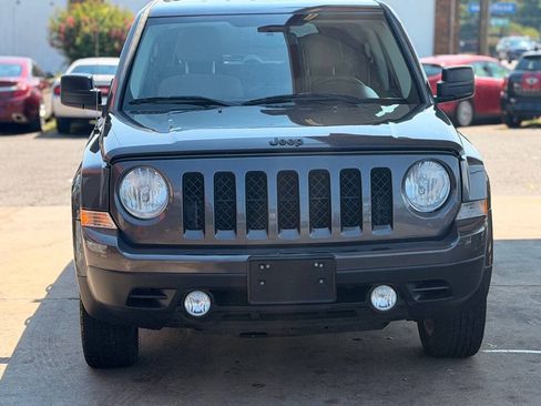 Used 2014 Jeep Patriot Sport w/ Power Value Group FWD image 3
