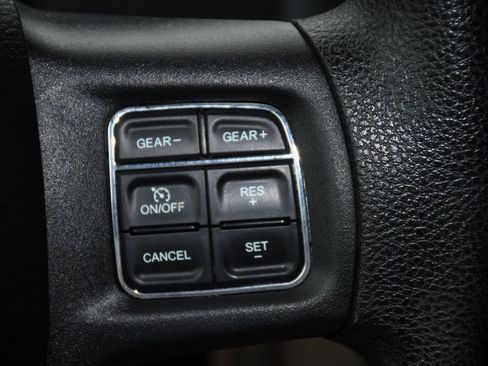 Used 2016 RAM 1500 Express AWD/4WD image 32