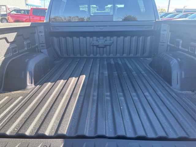 New 2026 Chevrolet Silverado 1500 RST w/ Redline Edition AWD/4WD image 5