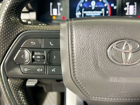 Used 2024 Toyota Tacoma SR5 image 18