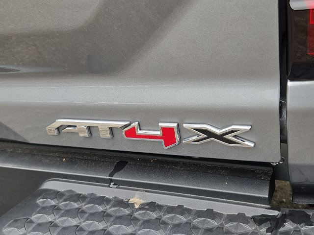 Used 2026 GMC Canyon AT4X AWD/4WD image 32
