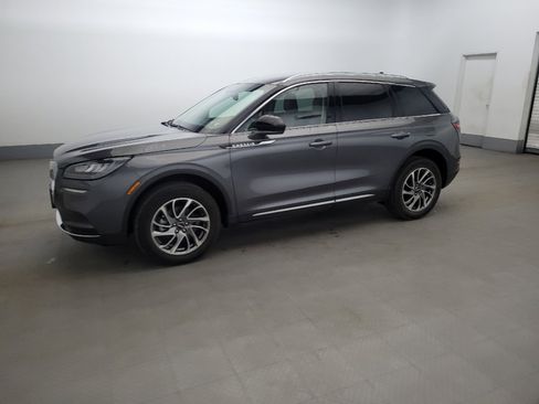 Used 2022 Lincoln Corsair AWD w/ Equipment Group 101A image 2