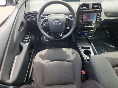 Certified 2022 Toyota Prius LE image 13