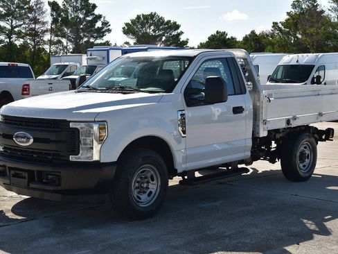 Used 2018 Ford F250 XL RWD image 3