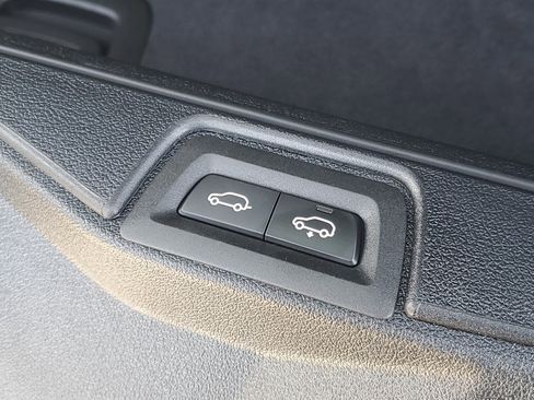 New 2026 BMW X7 xDrive40i w/ Executive Package image 27