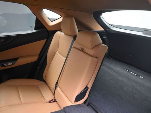 Used 2024 Lexus NX 250 FWD w/ Towing Package (2000 Lbs) image 21